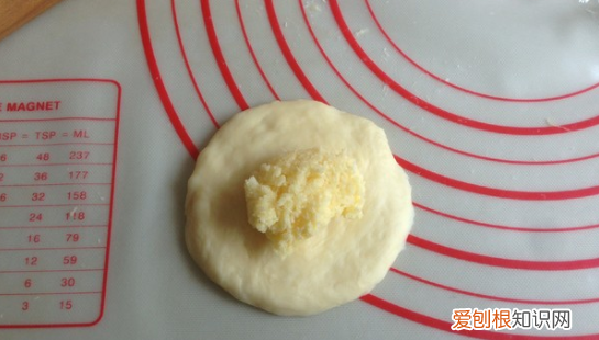 烤箱怎么用 面包,烤箱如何做面包视频教程