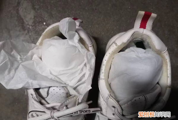 鞋子洗完怎么晾干，nike板鞋怎么验证真假鉴别
