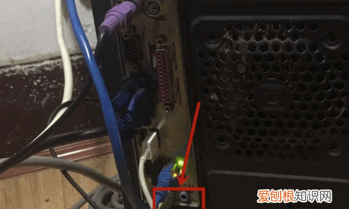电脑主机后面的线怎么插，台式电脑后面的线怎么插图