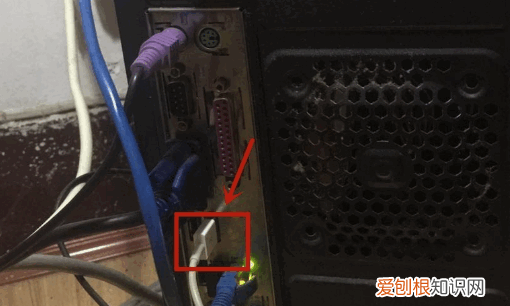 电脑主机后面的线怎么插，台式电脑后面的线怎么插图