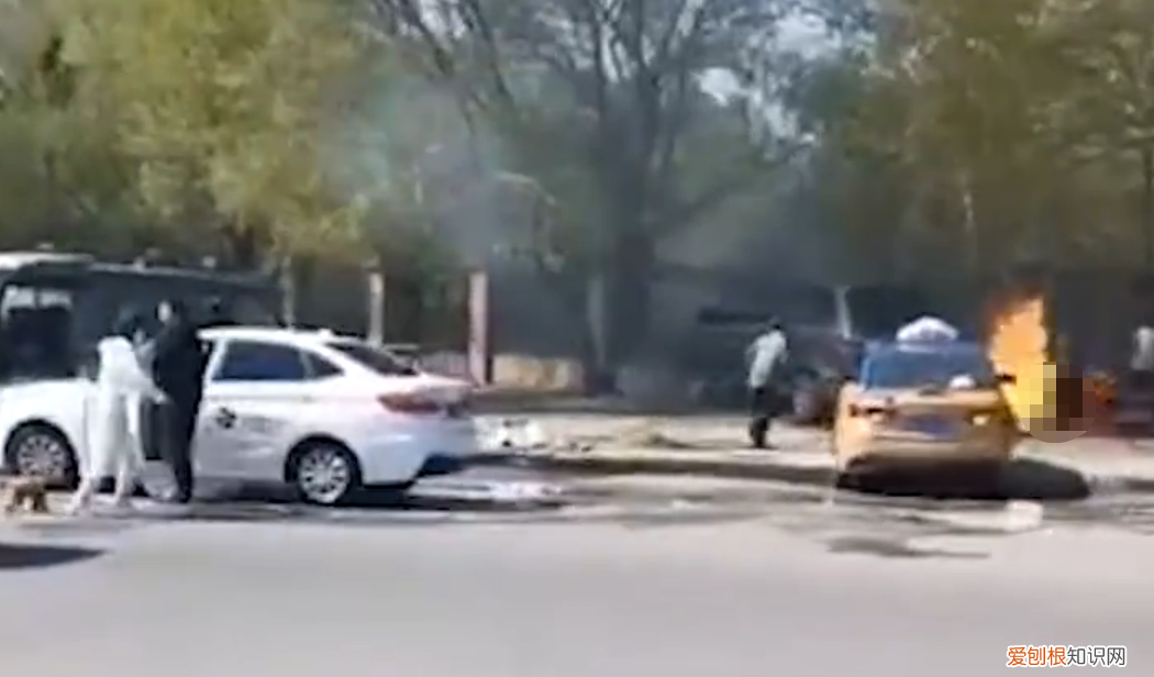 警方回应哈尔滨一男子烧伤身亡：自行点燃