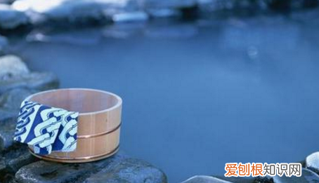 酒后几个小时不能泡温泉，饮酒后泡温泉酒后可以泡温泉