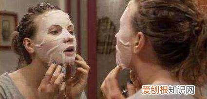 敷完面膜揉出白色东西是什么