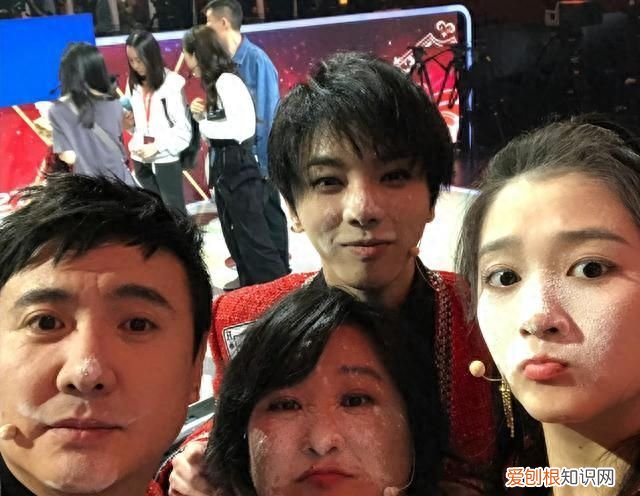 王牌2019吴彤 华晨宇贾玲吴彤唱王牌对王牌