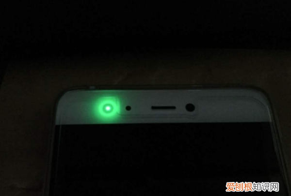 小米5x呼吸灯指的哪,小米手机接电话界面怎么设置