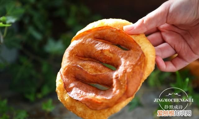 北京人最爱吃的地道早餐糖油饼 早点糖油饼做法掌握这个比例