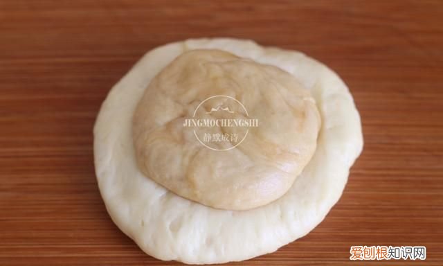 北京人最爱吃的地道早餐糖油饼 早点糖油饼做法掌握这个比例