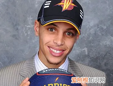 斯蒂芬·库里生涯数据，史蒂芬库里去过哪些球队