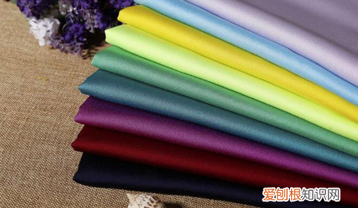 粘纤是什么面料优缺点,粘胶纤维分别是什么区别的