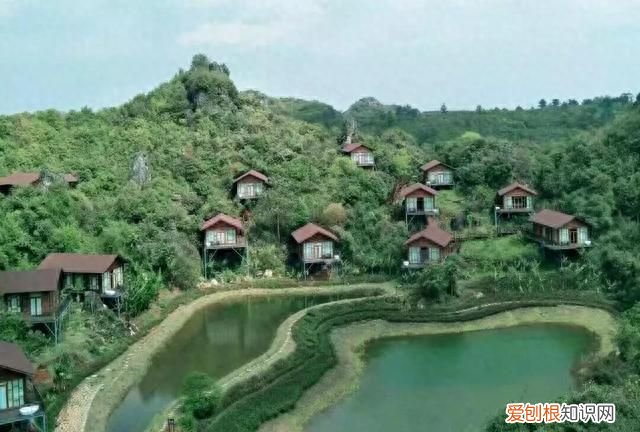 红河州一个宜居小城，市内交通四通八达，气候宜人风景美