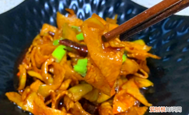 冬天,碰到它别手软,多买些切片放冰箱保存,随吃随取,特省事