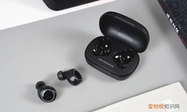 创新sensemore air真无线耳机
