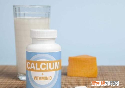 睡前可以吃钙片,吃钙片早上吃好还是晚上吃好中午吃好
