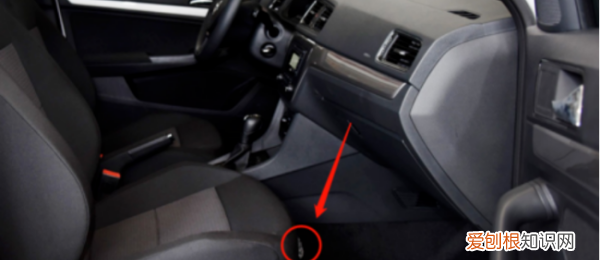 大众迈腾怎么调座椅高低，怎么调节大众迈腾车辆座椅姿势