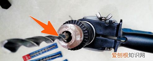 电钻怎样车珠子，车珠子粉油性不高为什么