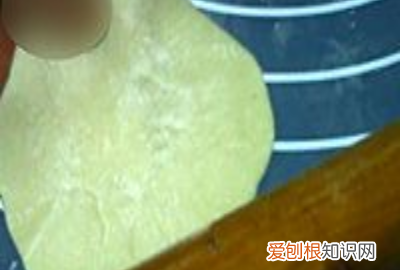 饺子皮怎么擀的圆，怎么把饺子皮擀的又圆又薄
