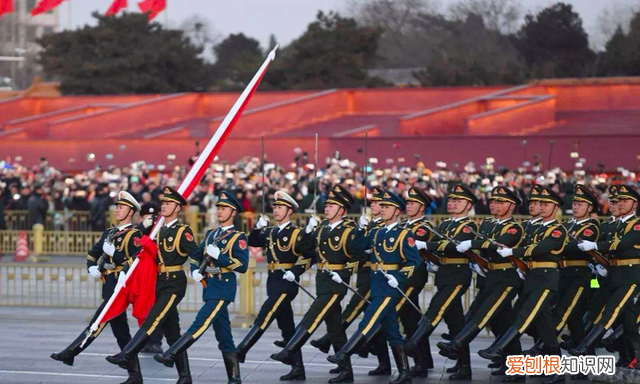 天安门广场升国旗是否每天是新的