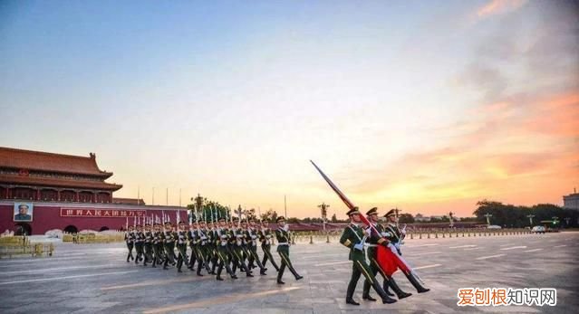 天安门广场升国旗是否每天是新的