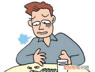 百服宁的功效与作用是什么，百服宁可以和鱼腥草一起吃吗