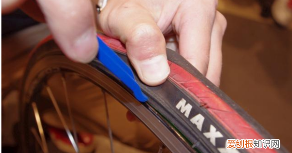 自行车车胎破了如何快速修补