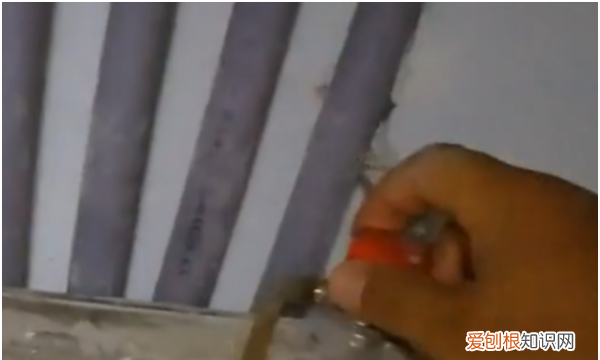 暖气循环泵怎么排气，暖气循环泵安装在进水还是回水