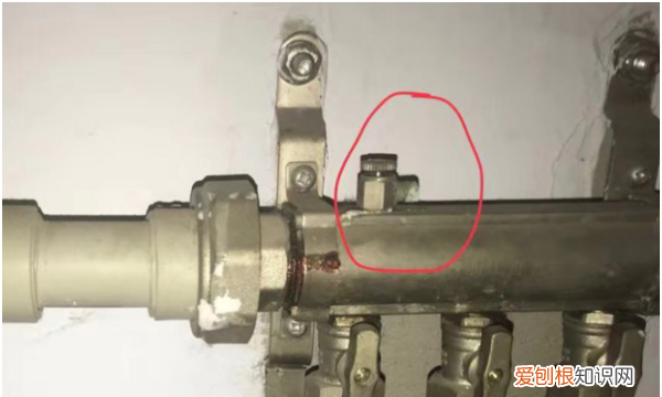 暖气循环泵怎么排气，暖气循环泵安装在进水还是回水