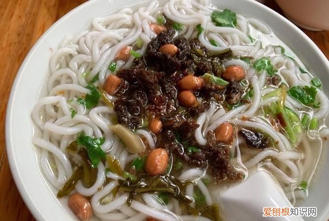 海南抱罗粉的做法，抱罗粉的高汤和茨汁怎么做