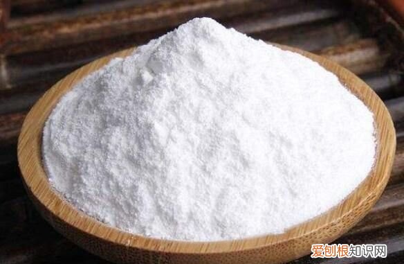 小苏打食品上的用法和用量，食用小苏打的正确用法是什么样的