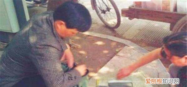 赊刀人的真相是什么,走街串巷留下预言的“赊刀人”