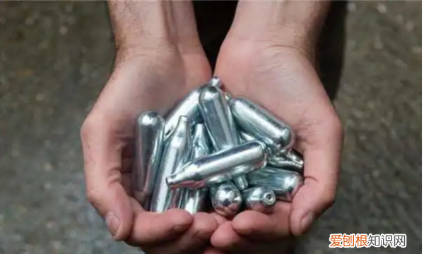 一氧化氮溶于水什么颜色