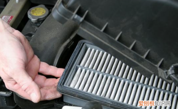 空气滤清器多久换一次，空滤多久换一次才最佳