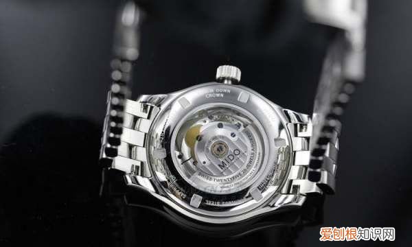 手表英语日历怎么看,手表日历前面的英文缩写是什么意思铁达时