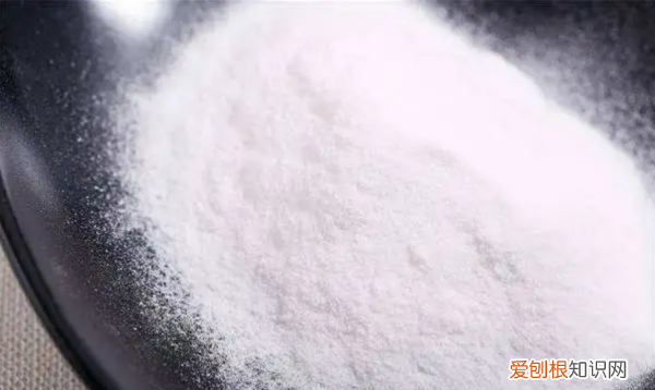 氢氧化钠吸水放热,氢氧化钠加水会放热吗