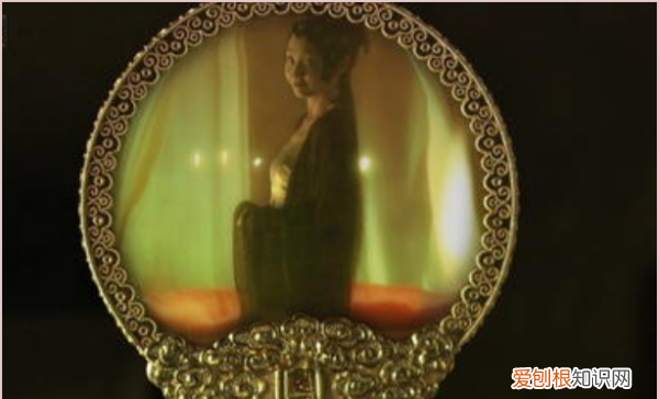 风月宝鉴正面是什么,风月宝鉴的寓意是什么