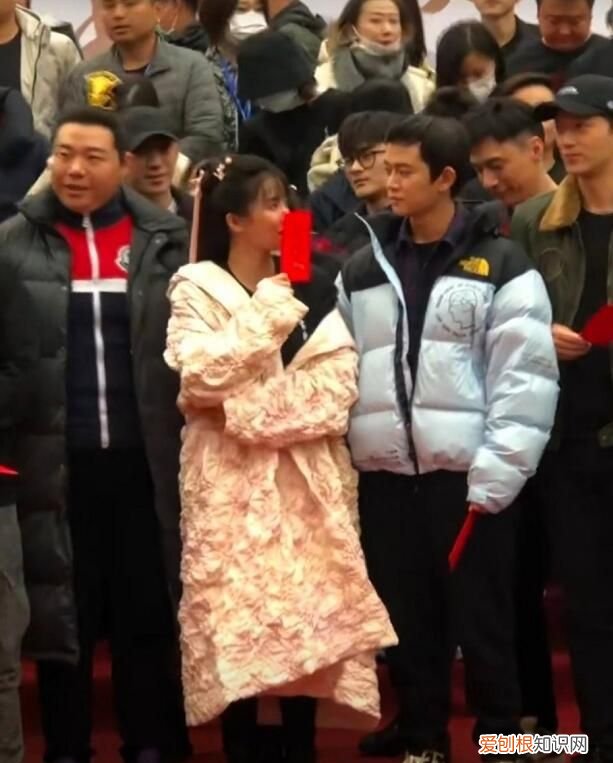 长安如故开机任嘉伦看白鹿的眼神