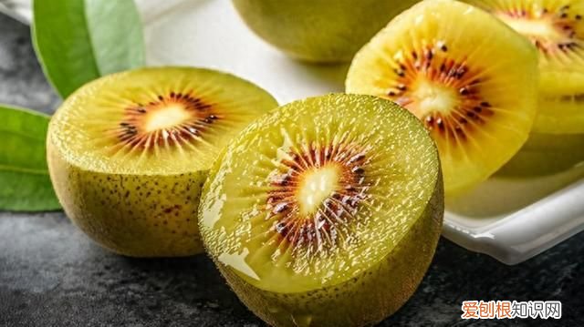 奇异果和猕猴桃外形有什么区别 猕猴桃和奇异果的区别故事