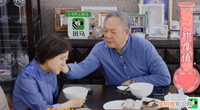 宋妍霏父母相差12岁 恋爱先生