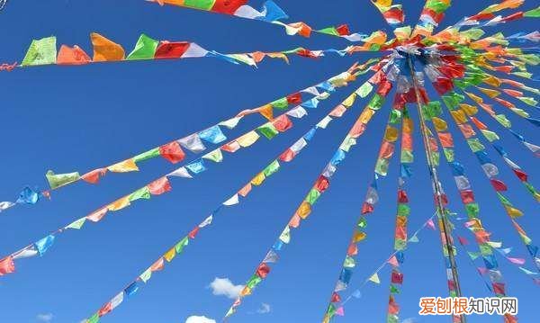 经幡是什么意思，风马旗和经幡怎么区分