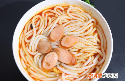 粉是碳水化合物食物，米粉属于高碳水食物吗