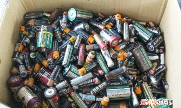 陶瓷餐盘属于什么垃圾，陶瓷属于什么垃圾分类哪一项