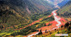 四川海螺沟属于哪里，海螺沟景区位于哪里,距离成都多远