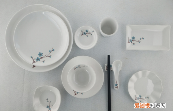 塑料属于什么垃圾分类,塑料餐具属于什么垃圾分类