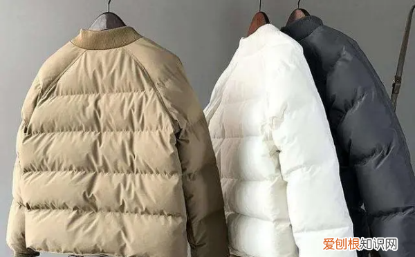 羽绒服可以烘干机烘干多少度，羽绒服可以放在烘干机里面烘干