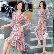 荷叶边连衣裙适合什么人穿？