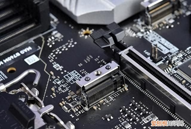 微星b760m迫击炮max wifi d5主板评测