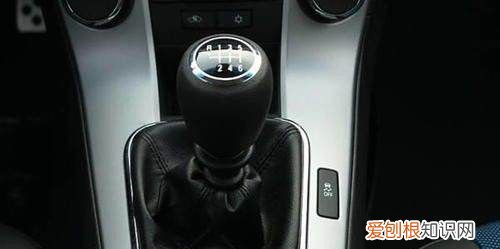 长安cs75手动倒挡怎么挂,长安CS75车辆档位的操作方法
