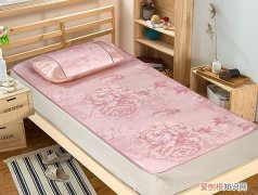 冰丝席凉席可以用洗衣机洗吗，冰丝凉席可以放滚筒洗衣机洗