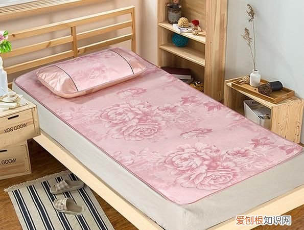 冰丝席凉席可以用洗衣机洗吗,冰丝凉席可以放滚筒洗衣机洗