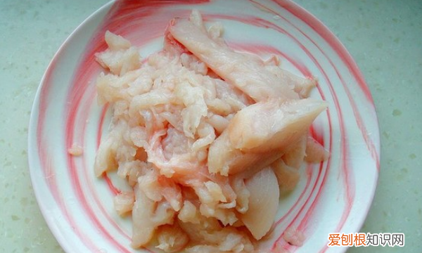 鱼豆腐是什么做的，鱼豆腐用是什么做的