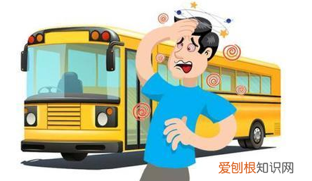 坐车玩手机为什么会晕车，为什么坐公交车玩手机会恶心
